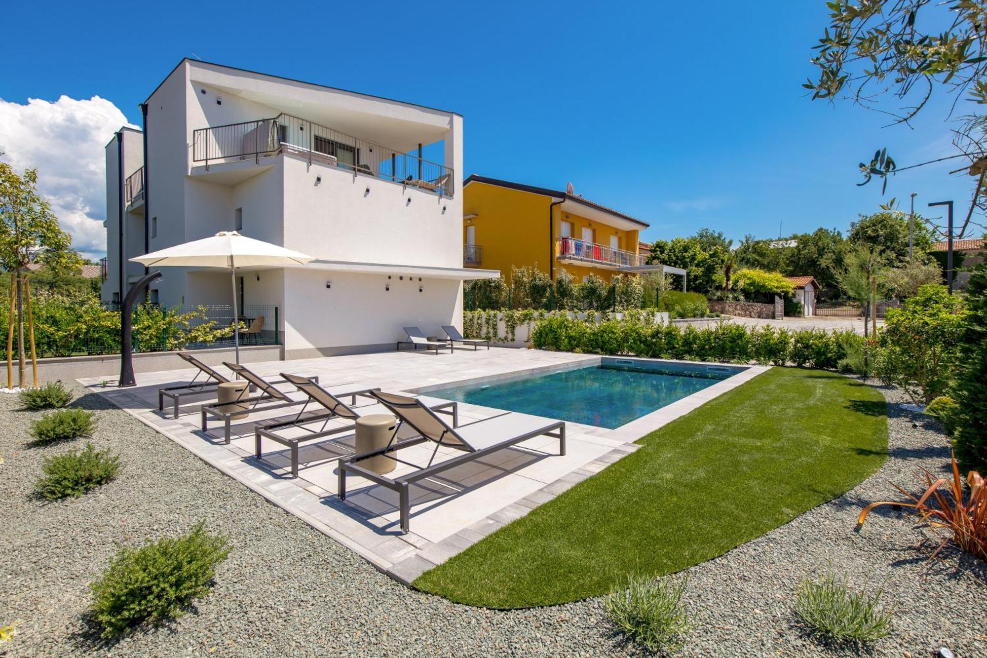 Apartmani Vila Mara M 1 Heated Pool Omišalj Eksteriør billede